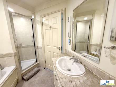 Les Vanniers Apartments, La Route De St. Aubin, St Helier, Image 15