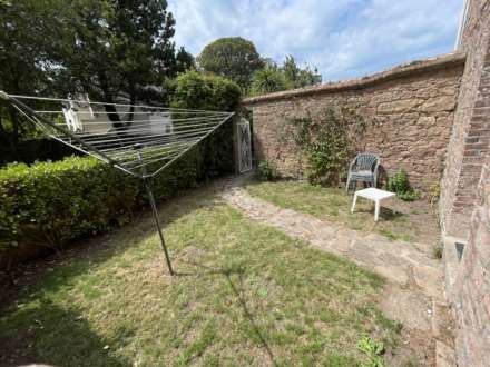 Rue De Bas, St Lawrence - close to Village centre, Image 21