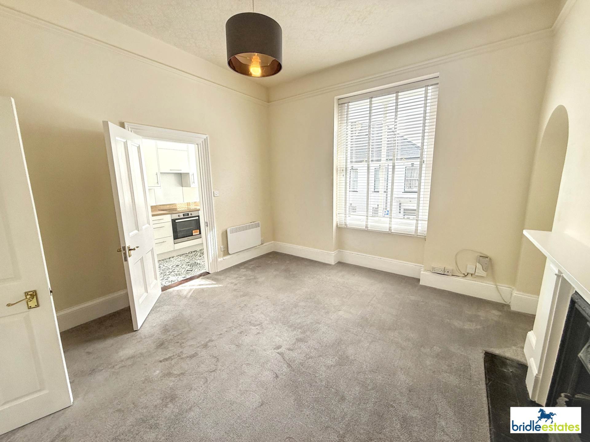 Victoria Street, St Helier, Image 6