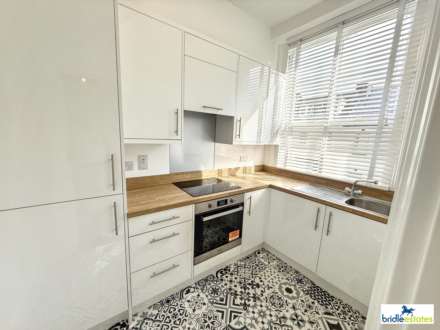 Victoria Street, St Helier, Image 8