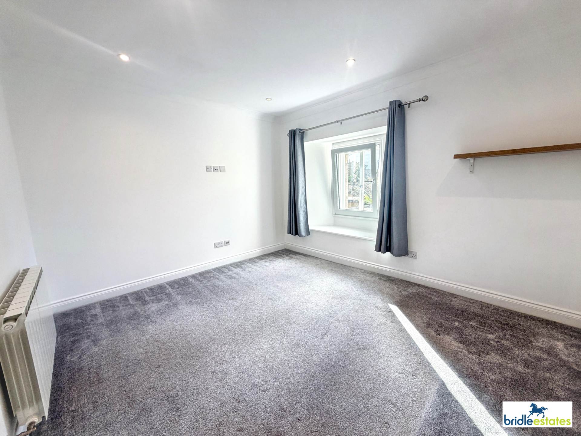 La Rue Du Froid Vent, St Saviour, Image 3