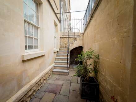 Russel Street, Bath, Image 8