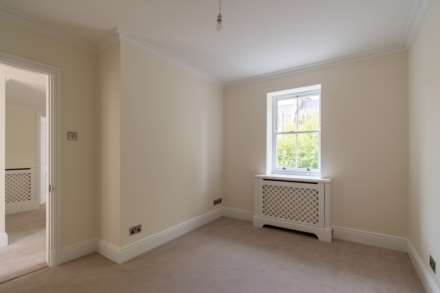 Upper Lansdown Mews, Bath, Image 24