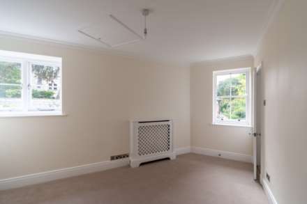 Upper Lansdown Mews, Bath, Image 29