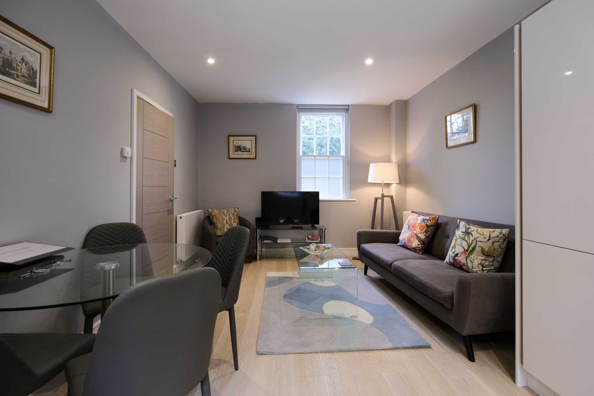 Henrietta  Mews, Bath, Image 3