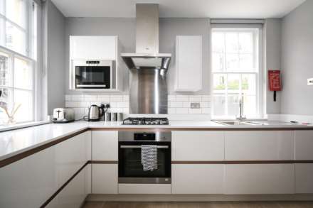 Henrietta  Mews, Bath, Image 6