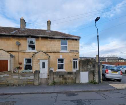 2 Bedroom End Terrace, Southview Road, Bath