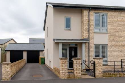 3 Bedroom Semi-Detached, Waller Gardens, Lansdown