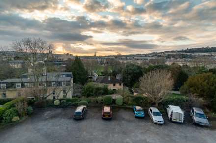 Bathwick Terrace, Bathwick Hill, Image 32