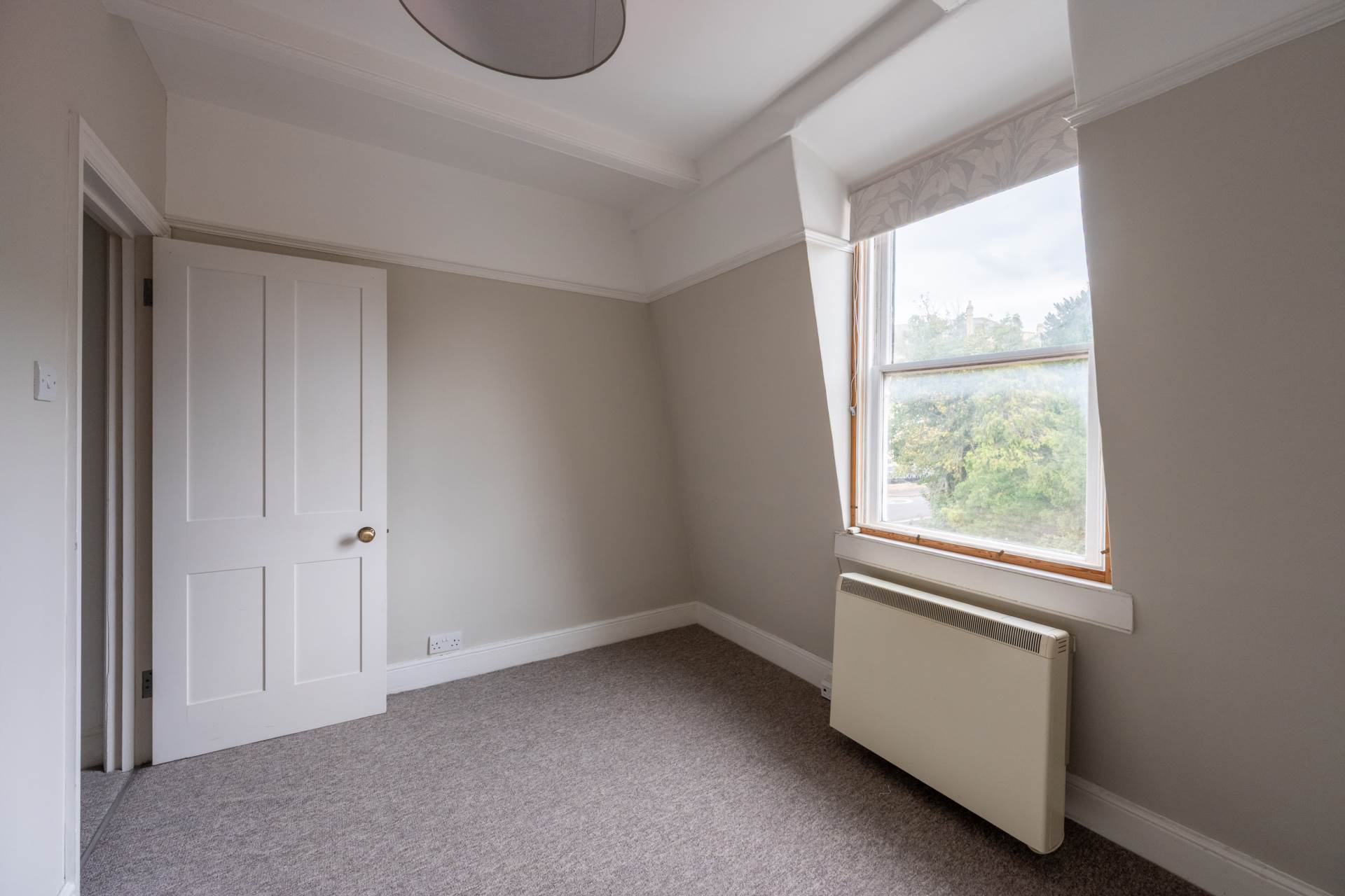 Spencer's Belle Vue, Bath, Image 9