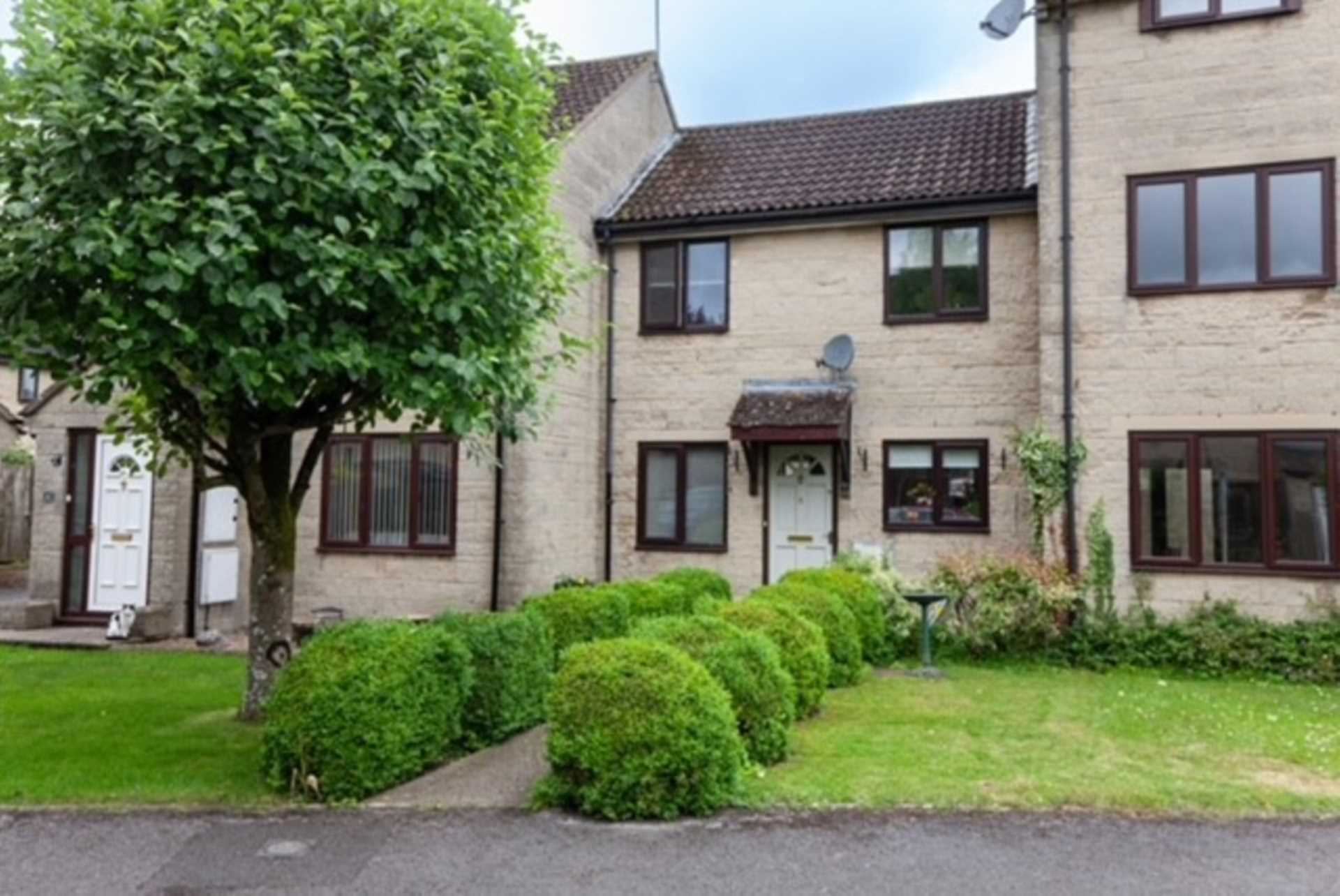 Hitchen Close, Chippenham, Image 1