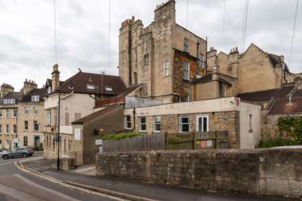 Old Farmhouse, 1 Lansdown Road, Image 16