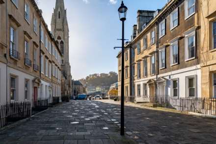 2 Bedroom Apartment, Duke Street, Bath