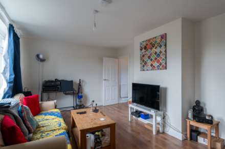 65 Harcourt Gardens, Image 4