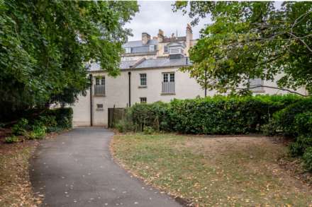 Henrietta  Mews, Bath, Image 2