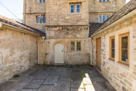 High Street, Box, Image 29