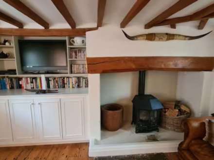 The Square, Wellow, Image 11