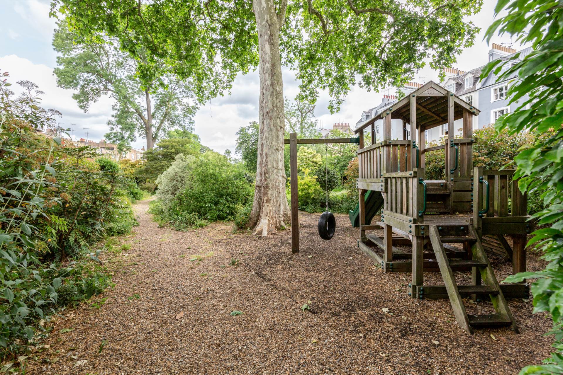 Clarendon Road, London W11, Image 22