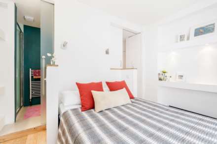 Clarendon Road, London W11, Image 10