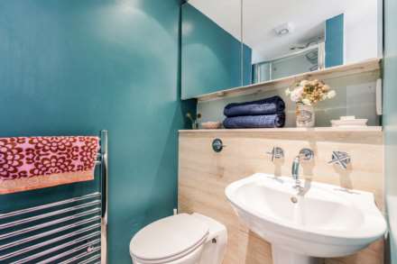 Clarendon Road, London W11, Image 12