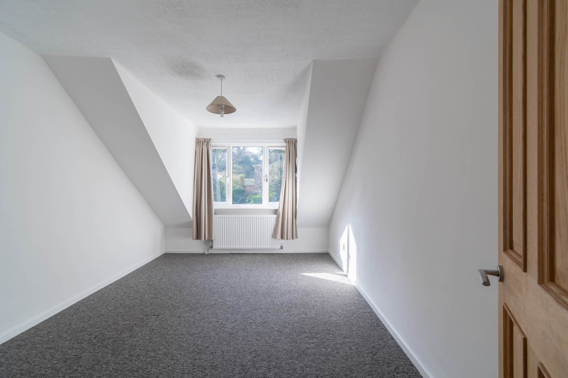 Gainsborough Gardens, Bath, Image 8