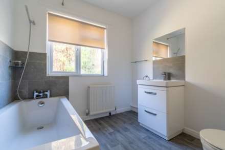 Gainsborough Gardens, Bath, Image 12