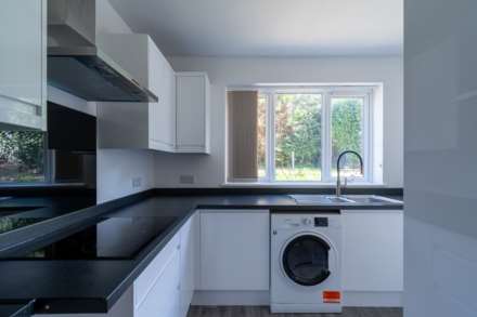 Gainsborough Gardens, Bath, Image 5