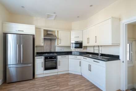 Property For Rent Monmouth Street, Bath