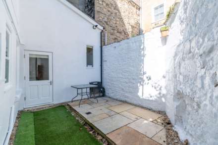 Monmouth Street, Bath, Image 13