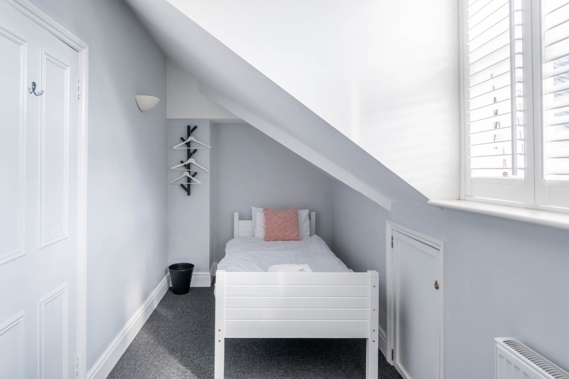 Crescent Gardens, Bath, Image 14