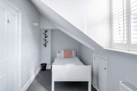 Crescent Gardens, Bath, Image 14