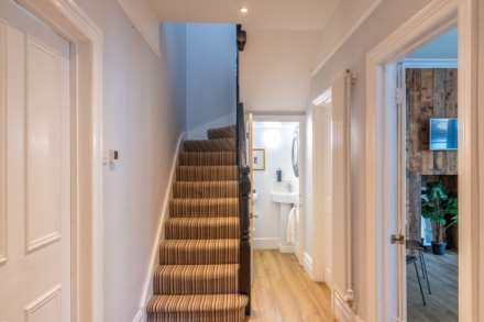 Crescent Gardens, Bath, Image 8