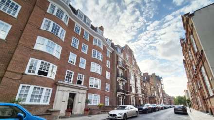 Tite Street, London, Image 1