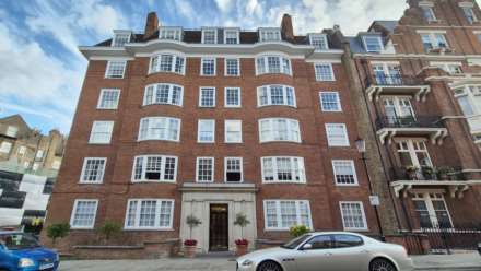 Tite Street, London, Image 14