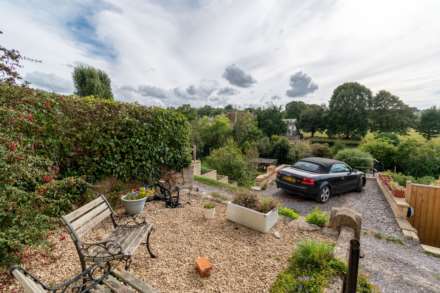 Fairmead View, Box, Image 15