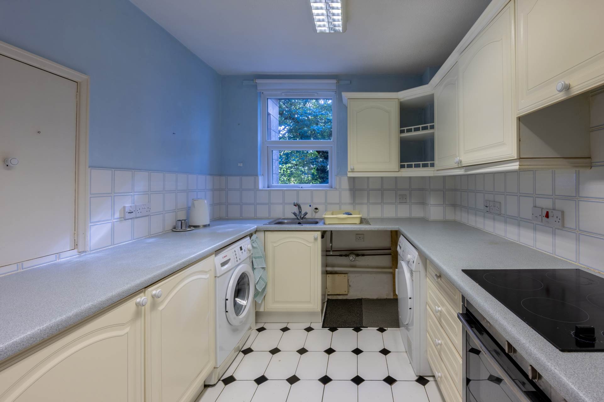Stoneleigh Court, Lansdown Road, Image 12