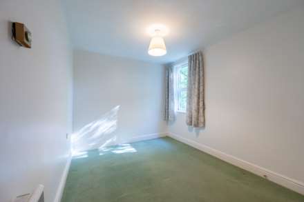 Stoneleigh Court, Lansdown Road, Image 10