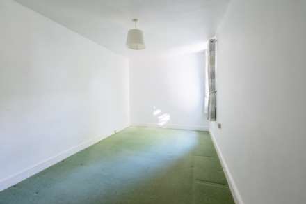 Stoneleigh Court, Lansdown Road, Image 6