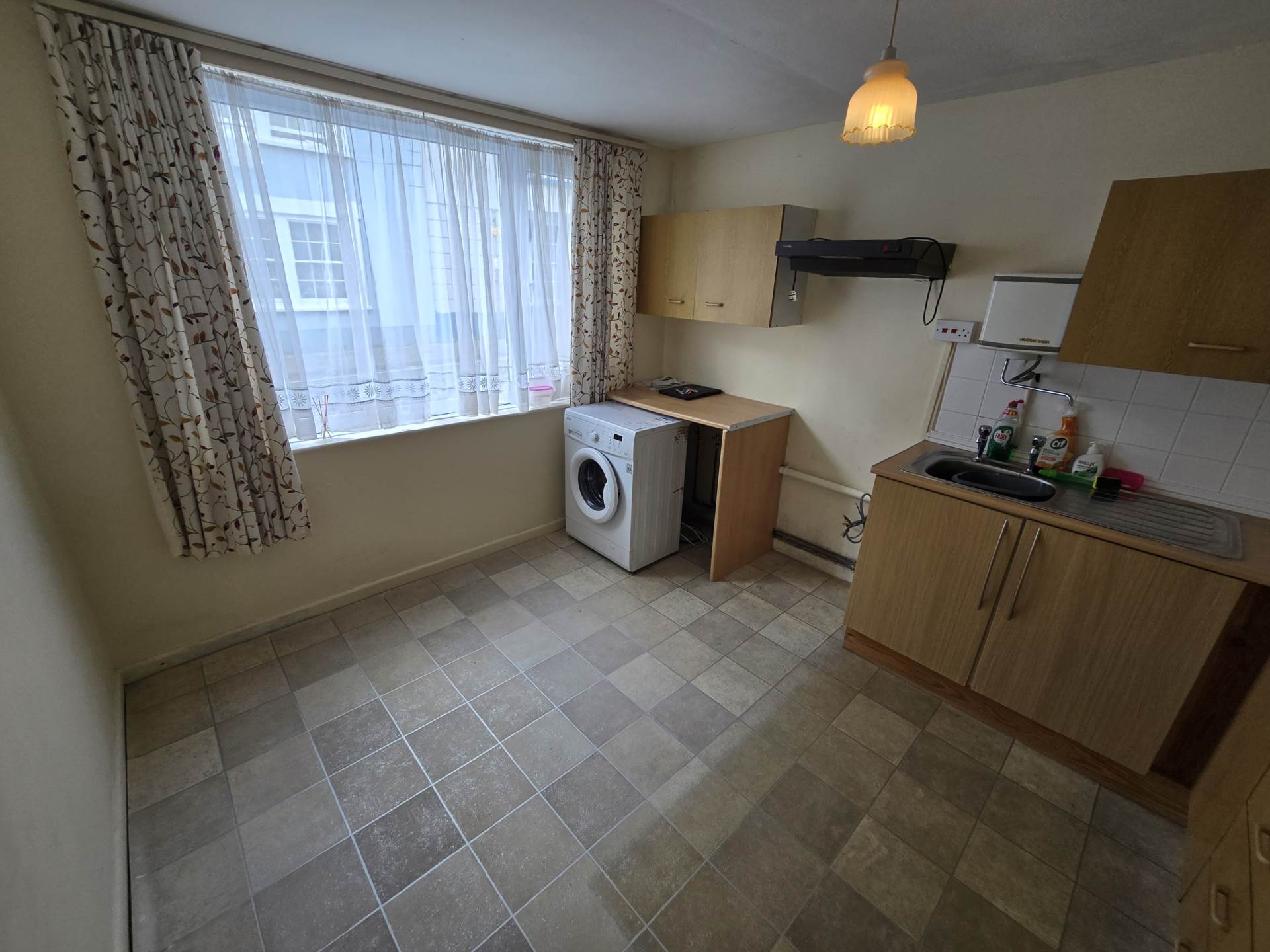 Buttgarden Street, Bideford, Image 4