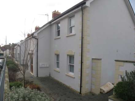 2 Bedroom Maisonette, Meddon Street, Bideford