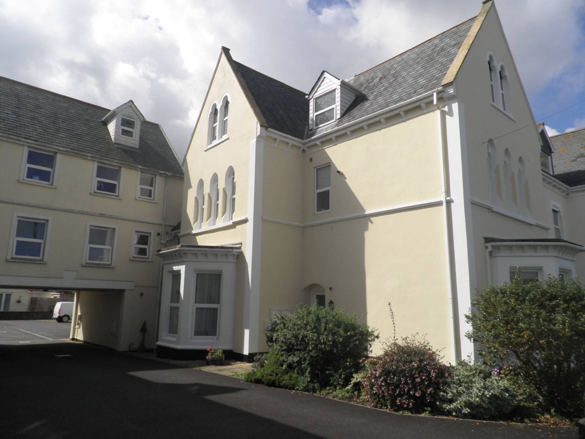 Puffin Court, Northam, Image 1