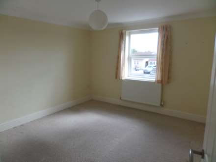 Puffin Court, Northam, Image 5