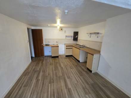 High Street, Bideford, Image 4