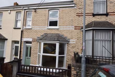 2 Bedroom Terrace, Clifton Street, Bideford