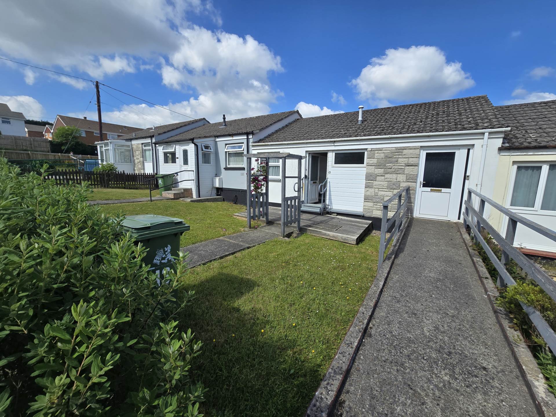 Karen Close, Bideford, Image 1