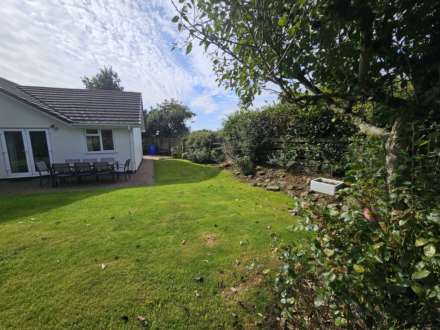 Church Lane, Frithelstockstone, Image 20