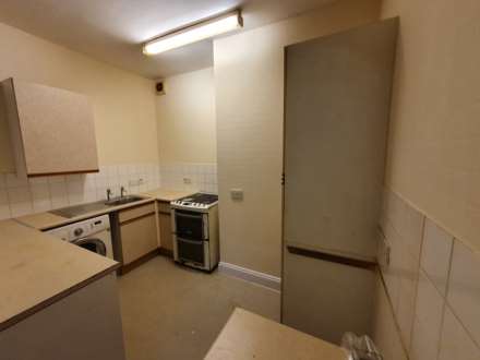 High Street, Bideford, Image 2