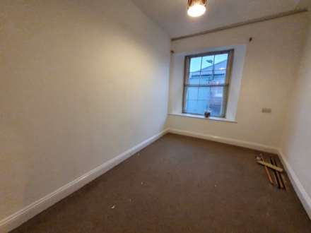 High Street, Bideford, Image 4