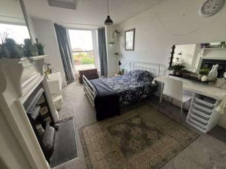Clovelly Road, Bideford, Image 11