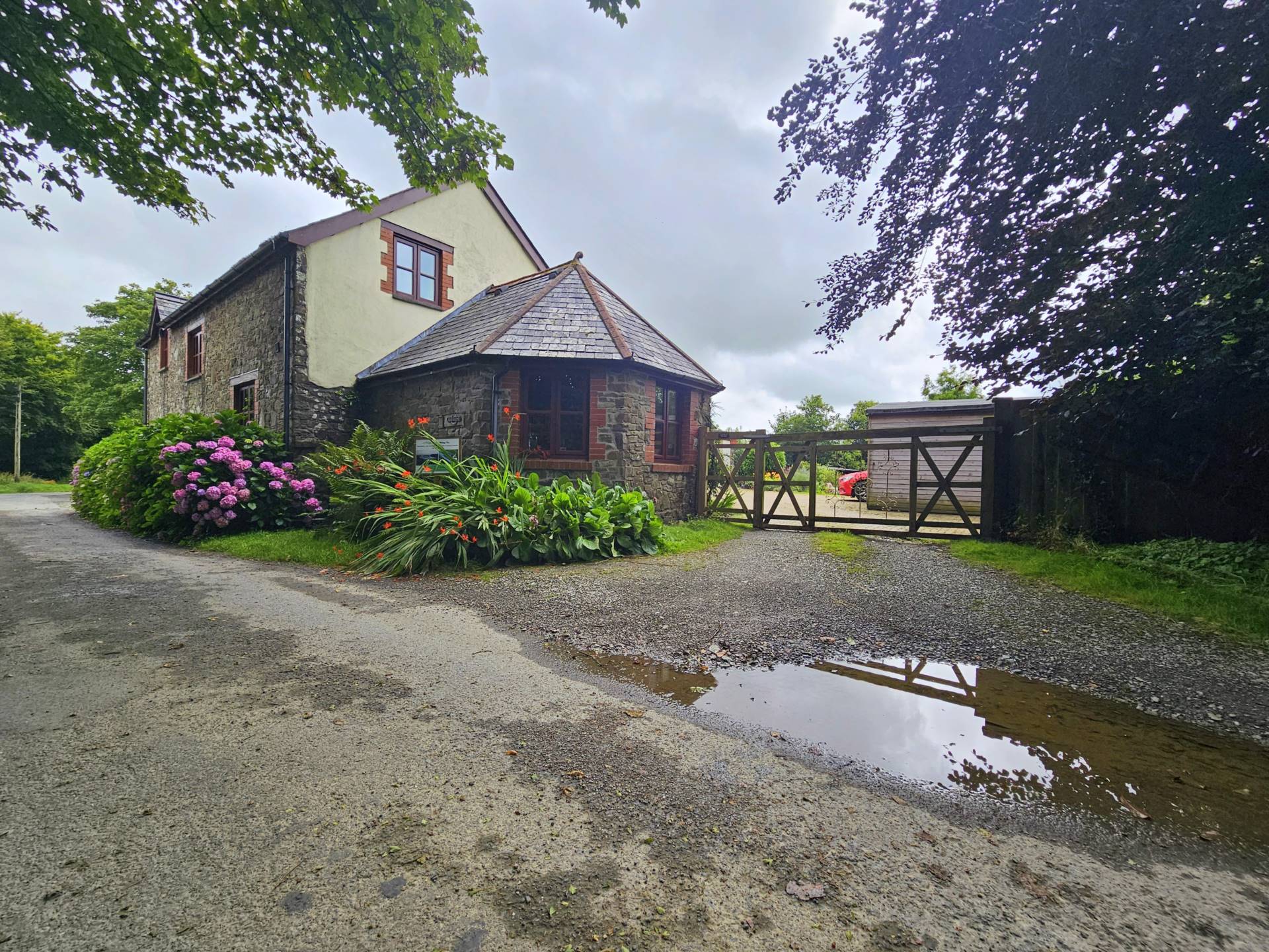 Cranford, Image 38